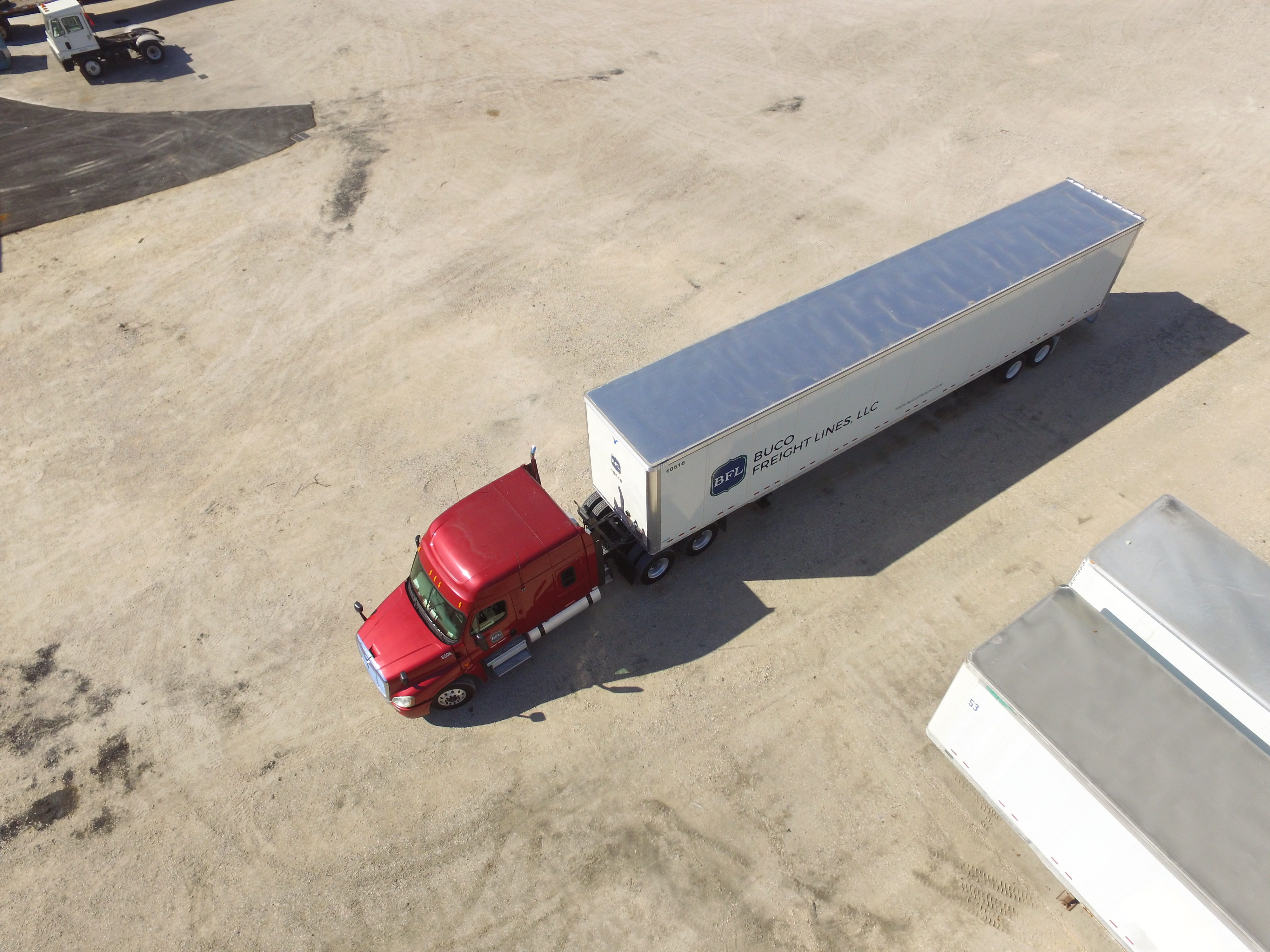 BFL Freight Lines tractor trailer